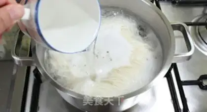 Make Black bean noodles step 6