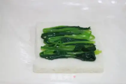 Make Spinach cheese toast step 1