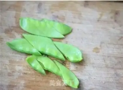 Make Fry mushroom beans step 3