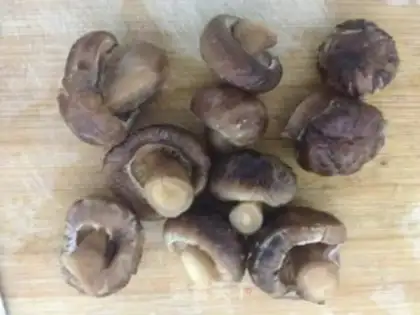 Make Spiral mushroom weed soup step 1