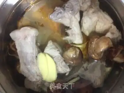 Make Spiral mushroom weed soup step 4