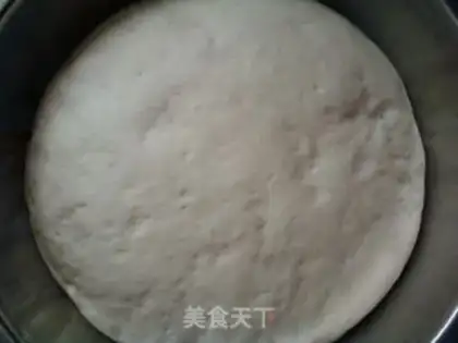 Make Black sesame rolls and buns step 4