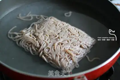 Make Lemon Jell-O lime Pear Noodle step 0