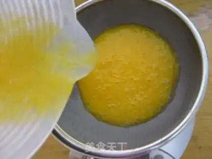 Make Mango yogurt mousse step 1