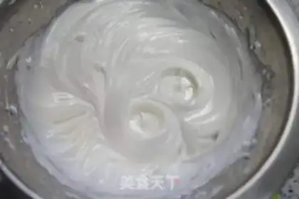 Make Luffy Cake roll step 4