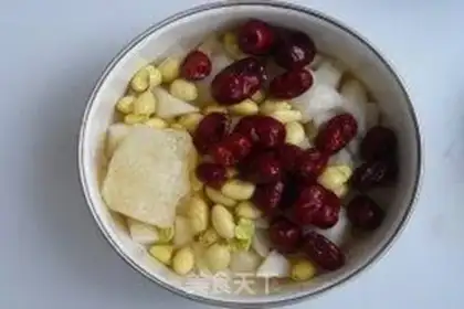Make Pear date white fruit soup step 3