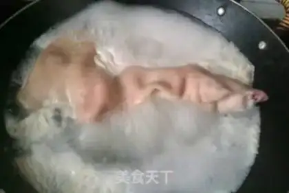 Make White Cloud Pig Hands step 1