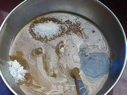 Make Hot dry noodles step 1