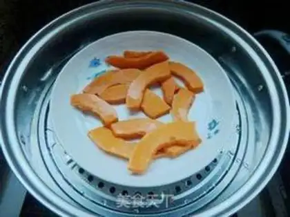 Make Pumpkin milk juice step 1