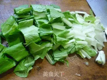 Make Goose blood, cabbage soup step 2