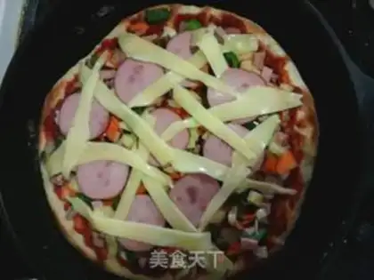 Make A flat pot of sausage pizza step 11