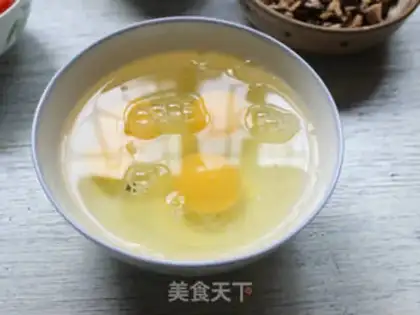 Make Meatloaf eggs step 2