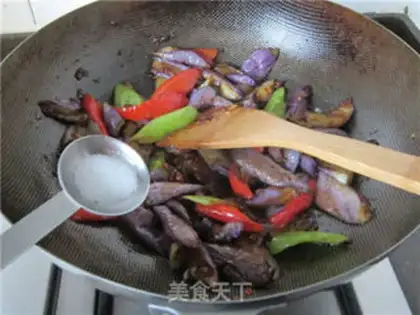 Make Bean petal eggplant step 7