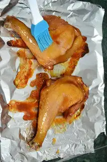 Make Sweet red roast chicken leg step 8