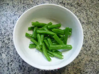 Make Olive gravy with beans step 4