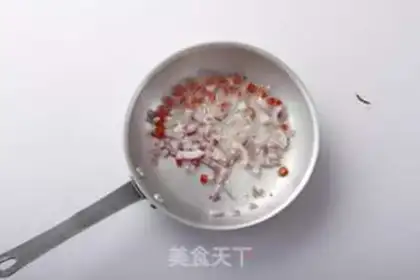 Make Spicy shrimp step 2