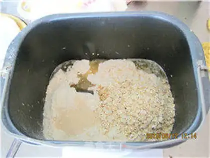 Make oatmeal toast step 1