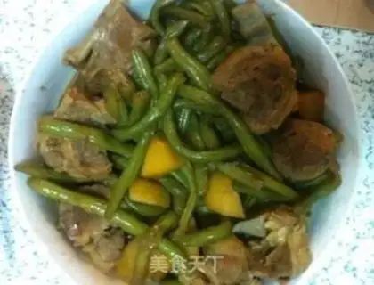 Make A bean horn with spinal sauce step 5