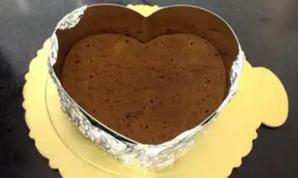 Make Chocolate mousse cake step 9