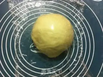 Make Yuen grows Hokkaido toast step 4