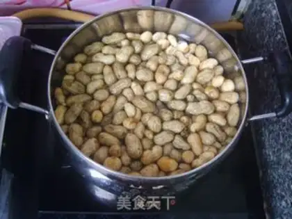 Make Salt-water peanuts step 1