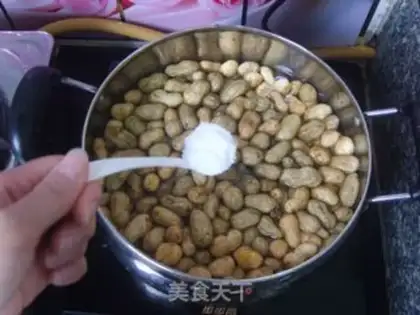 Make Salt-water peanuts step 2