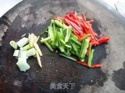 Make Twin pepper chicken step 2
