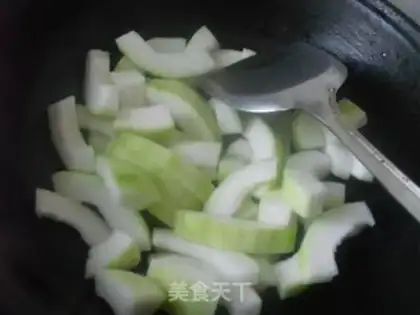 Make Seameat melon soup step 4