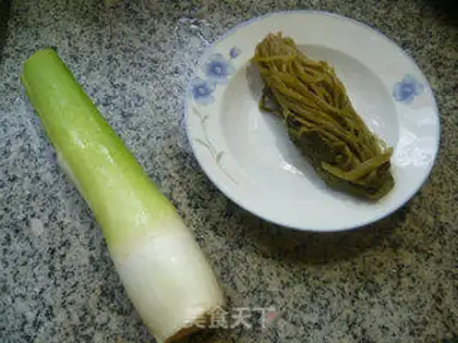 Make Pickles, white silk, noodles step 0