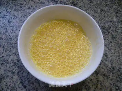Make The cranberry bouquets and the fried eggs step 2