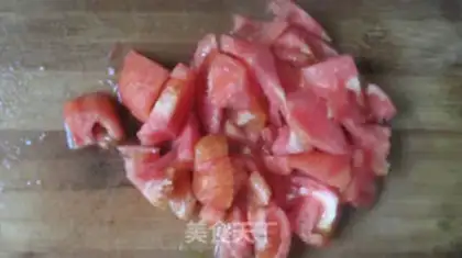 Make Tomato fried eggs step 1