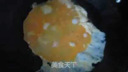 Make Tomato fried eggs step 3