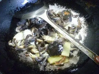 Make Fried crabs step 6