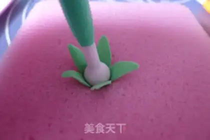 Make Rolling sugar roses step 33