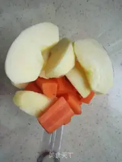 Make Carrot apple juice step 4