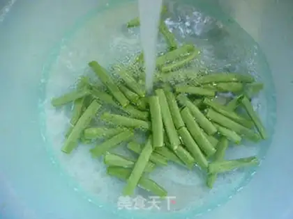 Make Plum bean curds step 1