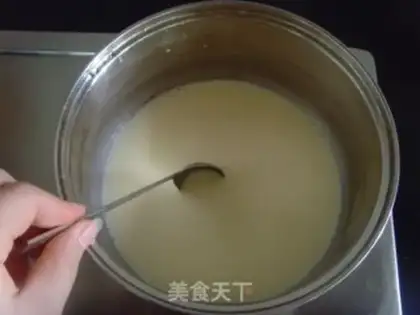 Make Blueberry balls step 1
