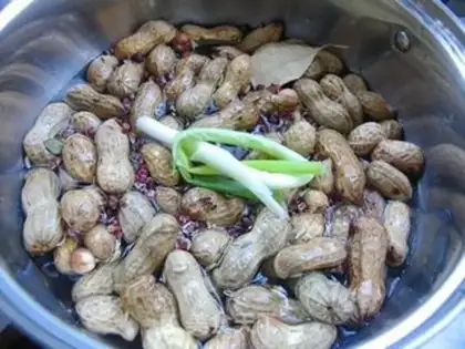 Make Salt-water peanuts step 3