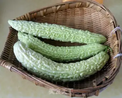 Make The bitter melon comes back to the pot step 5