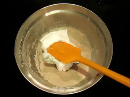 Make Chocolate Macalon step 4