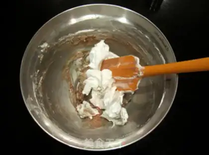 Make Chocolate Macalon step 5