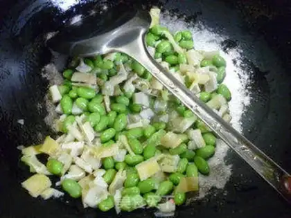 Make Bean with lamb tails step 5