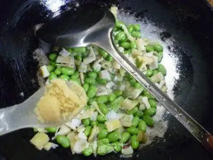 Make Bean with lamb tails step 7