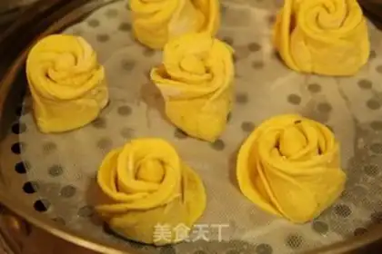Make Rose buns step 14