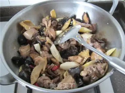 Make Yellow chicken step 11