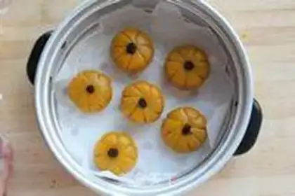 Make Pumpkin step 8