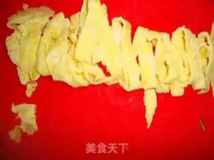 Make Egg fried rice step 1