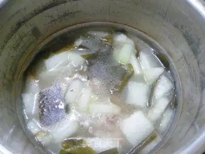 Make Garlic fan sap step 1
