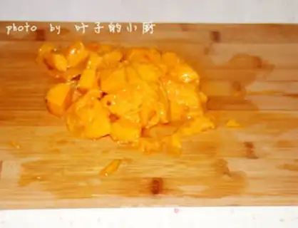 Make Mango juice step 3
