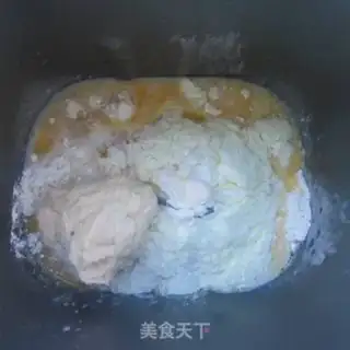 Make Buffalo croissants step 1